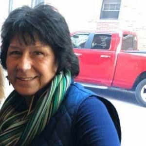 Meet your Posher, Roxanne